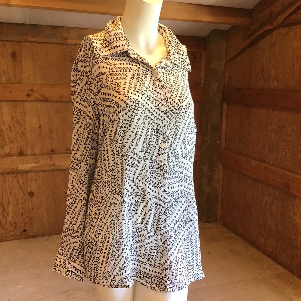 Cabi Button Up Blouse Split Back - image 1